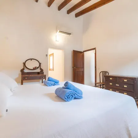 Monjo By Interhome * S'Arraco